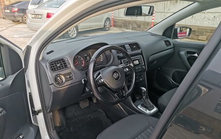 Volkswagen Polo VI (EU Market), 2018 год, 1 240 000 рублей, 6 фотография