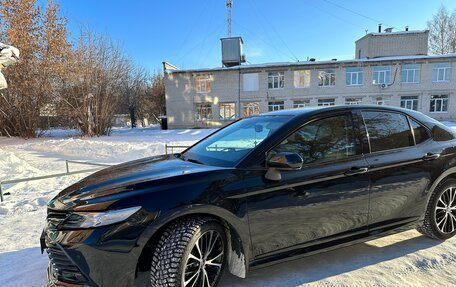 Toyota Camry, 2020 год, 3 750 000 рублей, 7 фотография