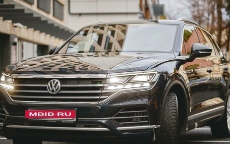 Volkswagen Touareg III, 2019 год, 5 550 000 рублей, 4 фотография
