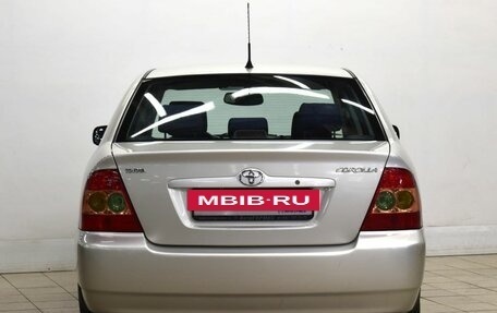 Toyota Corolla, 2004 год, 735 000 рублей, 3 фотография