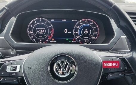 Volkswagen Tiguan II, 2017 год, 2 649 900 рублей, 8 фотография