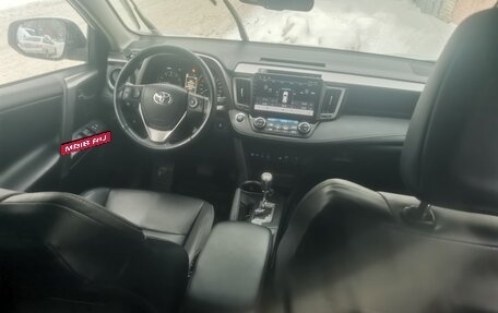 Toyota RAV4, 2018 год, 2 900 000 рублей, 33 фотография