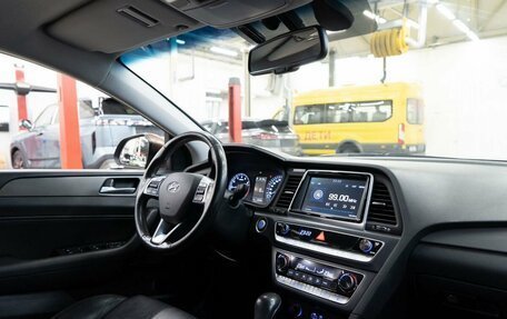 Hyundai Sonata VII, 2017 год, 2 239 000 рублей, 21 фотография