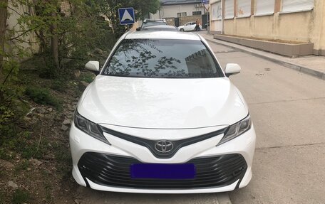 Toyota Camry, 2019 год, 2 900 000 рублей, 1 фотография