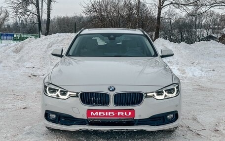 BMW 3 серия, 2018 год, 2 220 000 рублей, 2 фотография
