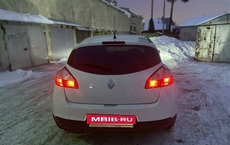 Renault Megane III, 2014 год, 930 000 рублей, 4 фотография