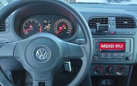 Volkswagen Polo VI (EU Market), 2015 год, 980 000 рублей, 5 фотография