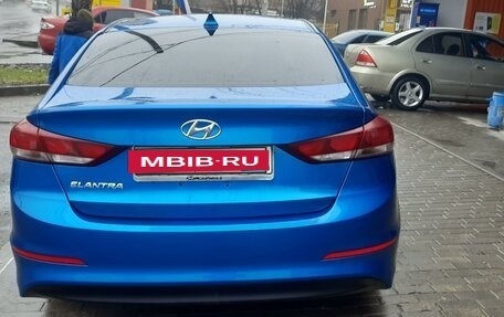 Hyundai Elantra VI рестайлинг, 2018 год, 1 800 000 рублей, 3 фотография