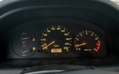 Mazda 323, 1997 год, 180 000 рублей, 10 фотография