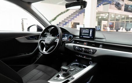 Audi A4, 2015 год, 2 349 000 рублей, 18 фотография