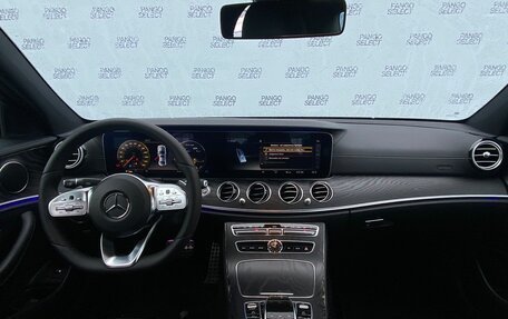 Mercedes-Benz E-Класс, 2018 год, 3 700 000 рублей, 10 фотография