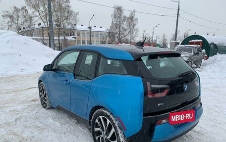 BMW i3 I01 рестайлинг, 2017 год, 2 490 000 рублей, 9 фотография