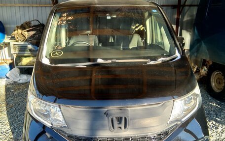 Honda Stepwgn IV, 2016 год, 2 350 000 рублей, 2 фотография