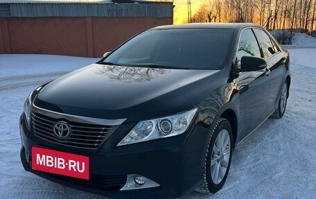 Toyota Camry, 2013 год, 1 749 000 рублей, 2 фотография