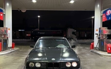 BMW 5 серия, 1995 год, 239 999 рублей, 2 фотография