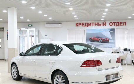 Volkswagen Passat B7, 2014 год, 949 000 рублей, 4 фотография