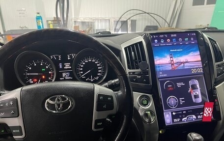 Toyota Land Cruiser 200, 2013 год, 4 730 000 рублей, 8 фотография