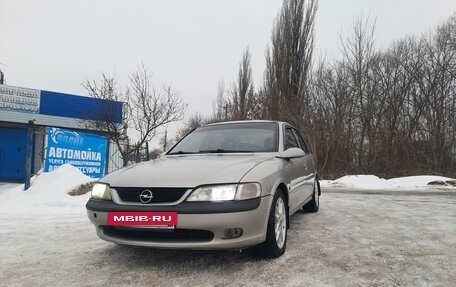 Opel Vectra B рестайлинг, 1998 год, 185 000 рублей, 9 фотография