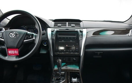 Toyota Camry, 2015 год, 1 975 000 рублей, 12 фотография
