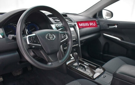 Toyota Camry, 2015 год, 1 975 000 рублей, 13 фотография