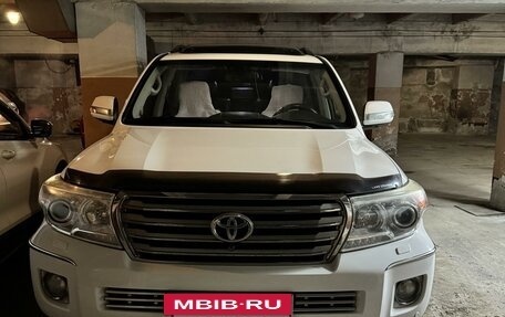 Toyota Land Cruiser 200, 2013 год, 4 500 000 рублей, 2 фотография