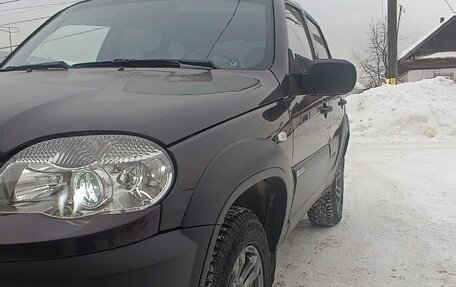 Chevrolet Niva I рестайлинг, 2011 год, 575 000 рублей, 8 фотография