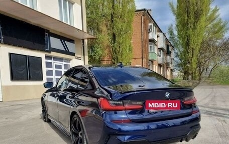 BMW 3 серия, 2019 год, 3 700 000 рублей, 15 фотография
