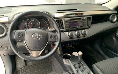 Toyota RAV4, 2013 год, 1 760 000 рублей, 11 фотография