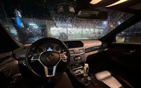 Mercedes-Benz E-Класс, 2012 год, 1 900 000 рублей, 5 фотография