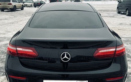 Mercedes-Benz E-Класс, 2017 год, 3 995 000 рублей, 3 фотография
