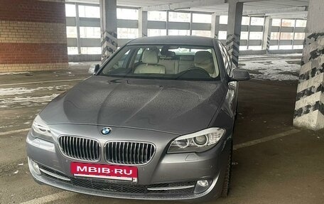 BMW 5 серия, 2012 год, 2 300 000 рублей, 2 фотография