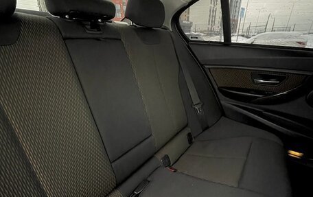 BMW 3 серия, 2012 год, 2 600 000 рублей, 15 фотография