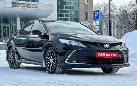 Toyota Camry, 2021 год, 3 749 000 рублей, 7 фотография