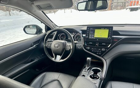 Toyota Camry, 2021 год, 3 749 000 рублей, 16 фотография