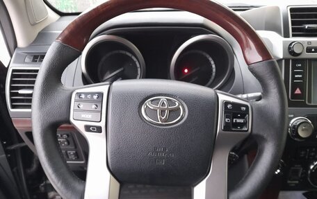 Toyota Land Cruiser Prado 150 рестайлинг 2, 2015 год, 4 900 000 рублей, 15 фотография