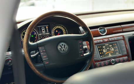 Volkswagen Phaeton I рестайлинг, 2008 год, 999 000 рублей, 33 фотография