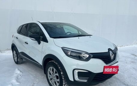 Renault Kaptur I рестайлинг, 2018 год, 1 616 000 рублей, 3 фотография
