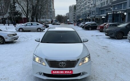 Toyota Camry, 2014 год, 2 050 000 рублей, 2 фотография