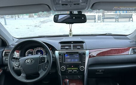 Toyota Camry, 2014 год, 2 050 000 рублей, 10 фотография