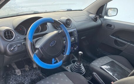 Ford Fiesta, 2005 год, 268 000 рублей, 5 фотография