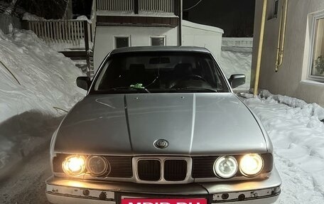 BMW 5 серия, 1990 год, 170 000 рублей, 1 фотография