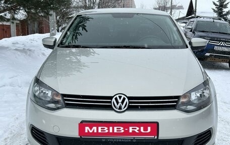 Volkswagen Polo VI (EU Market), 2014 год, 915 000 рублей, 3 фотография
