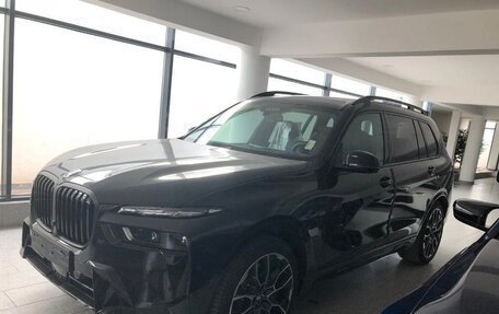 BMW X7, 2023 год, 15 790 000 рублей, 2 фотография