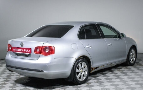 Volkswagen Jetta VI, 2005 год, 550 000 рублей, 5 фотография