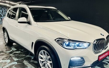 BMW X5, 2021 год, 9 485 000 рублей, 1 фотография