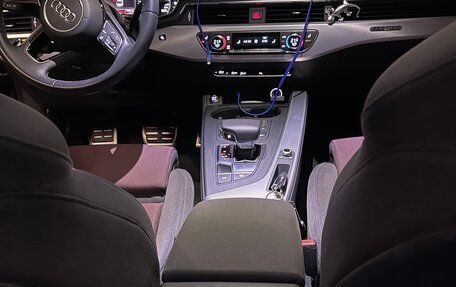 Audi A4, 2017 год, 4 250 000 рублей, 10 фотография