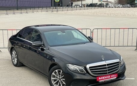 Mercedes-Benz E-Класс, 2017 год, 3 537 000 рублей, 3 фотография