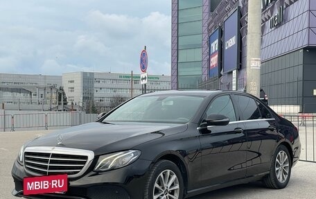 Mercedes-Benz E-Класс, 2017 год, 3 537 000 рублей, 11 фотография