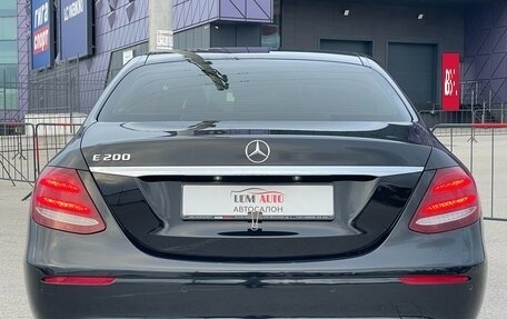 Mercedes-Benz E-Класс, 2017 год, 3 537 000 рублей, 21 фотография
