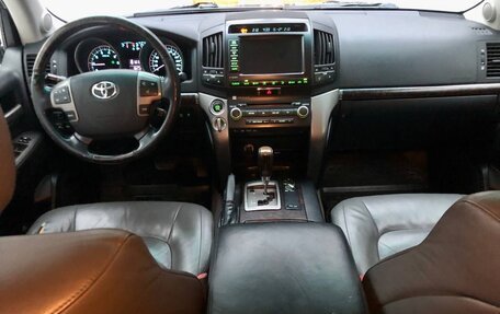 Toyota Land Cruiser 200, 2010 год, 2 900 000 рублей, 7 фотография
